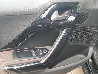 Peugeot 2008 1.2 VTi Active Pack Premium Automatic picture 20