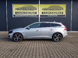 Volvo V-60 2.4 D6 AWD Plug-In Hybrid Pure Limited picture 2