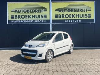 skadebil camper Peugeot 107 107, Hatchback, 2005 / 2014 1.0 12V 2011/10