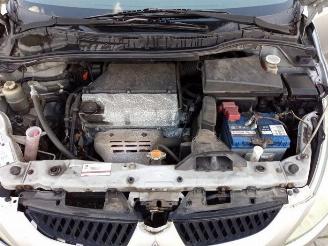 Mitsubishi Grandis Grandis (NA), MPV, 2004 / 2010 2.4 16V MIVEC picture 12