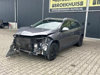 Vrakbiler auto Renault Mégane Megane III Grandtour (KZ), Combi 5-drs, 2008 / 2016 1.5 dCi 110 2013/4
