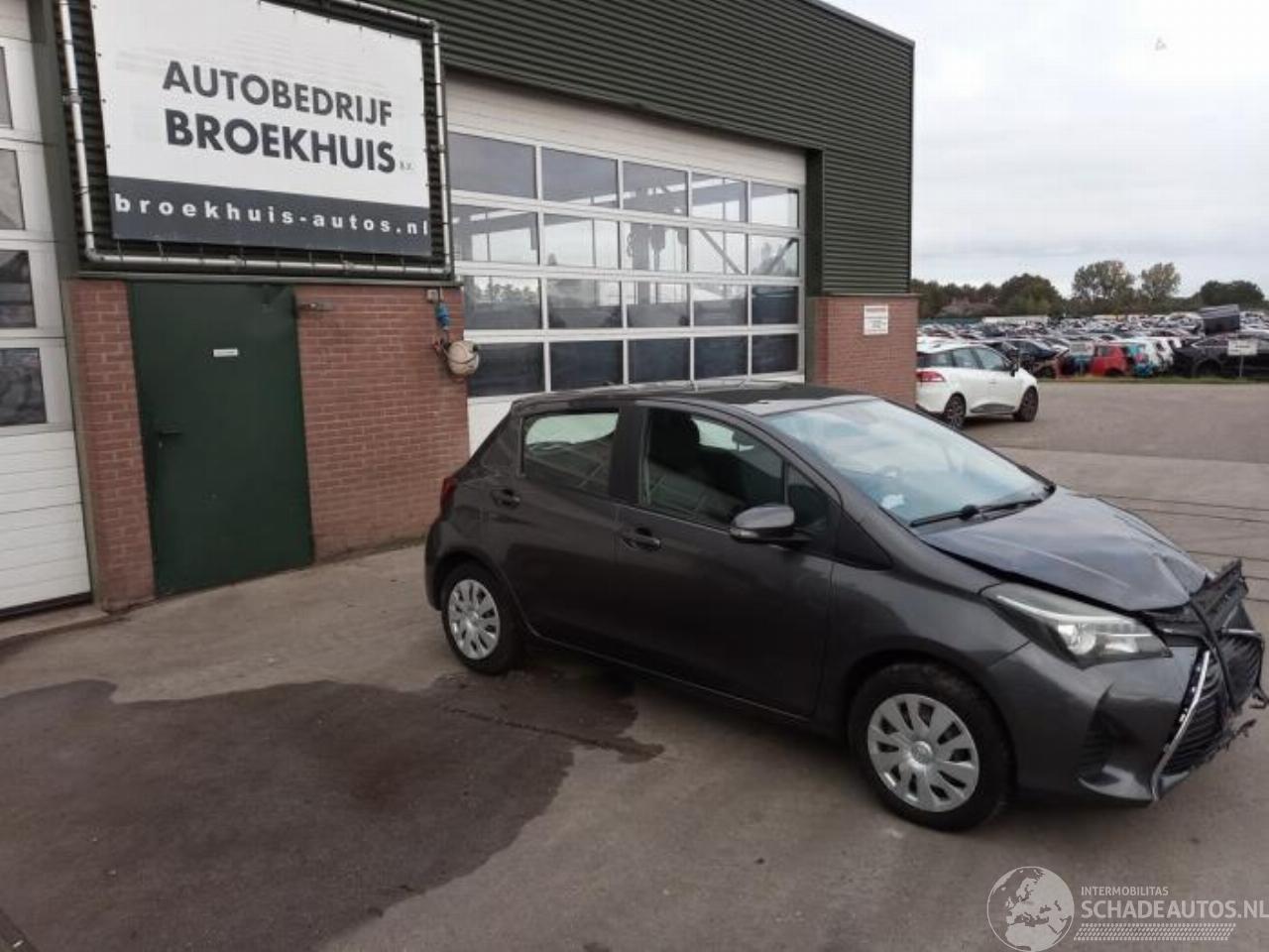 Toyota Yaris Yaris III (P13), Hatchback, 2010 / 2020 1.33 16V Dual VVT-I