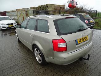Audi A4 Avant 2.5 TDi picture 2