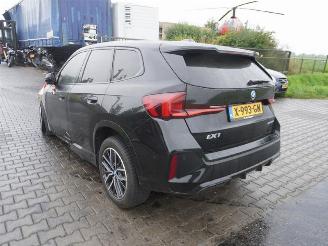 BMW iX1 xDrive picture 2