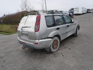 Nissan X-Trail 2.2 Di picture 1