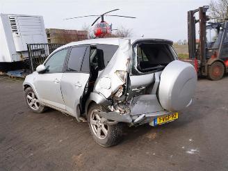 Toyota Rav-4 2.2 D Cat  4x4 picture 2