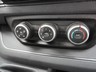 Renault Trafic 2.0 dCi picture 7