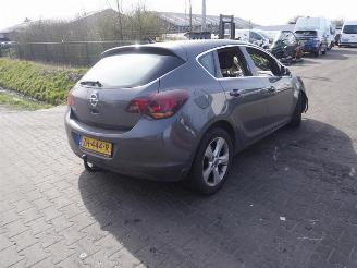 Vrakbiler auto Opel Astra 1.6 16v 2010/12
