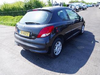 Vrakbiler auto Peugeot 207 1.4 2011/4