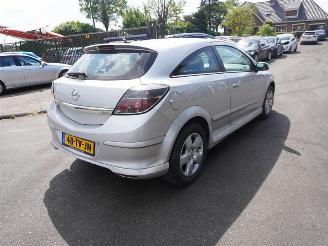 Vrakbiler auto Opel Astra GTC 1.8 16v 2007/2