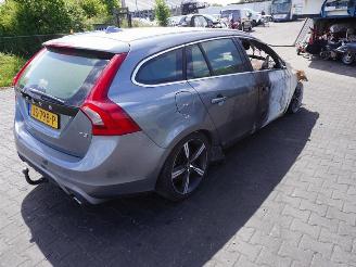 Vrakbiler auto Volvo V-60 T3 2016/7