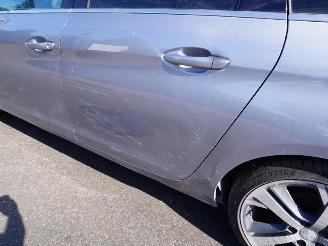 Peugeot 308 2.0 BlueHDI Combi picture 5