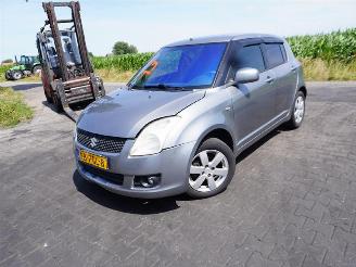 Suzuki Swift 1.3 picture 3