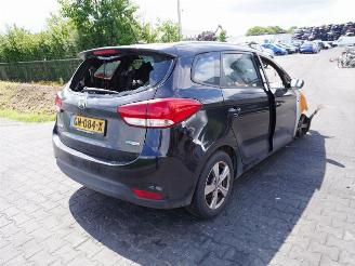 Kia Carens 1.6 picture 1