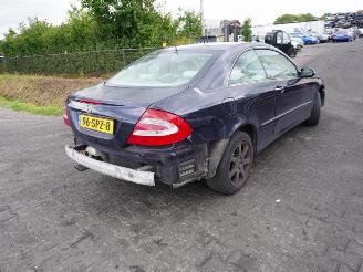 Vrakbiler auto Mercedes CLK 320 2003/4