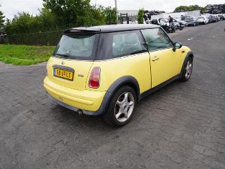 Vrakbiler auto Mini One 1.6 16v 2002/3