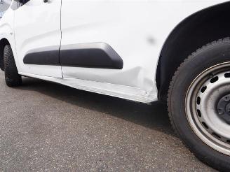 Opel Combo Cargo 1.2 benzine picture 6