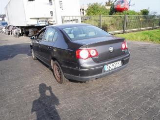 Volkswagen Passat 2.0 TDi picture 2
