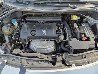 Peugeot 207 1.6 16V (EP6(5FW)) picture 8