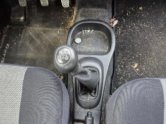 Daihatsu Trevis 1.0 12V picture 7