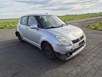 Suzuki Swift 1.3 picture 4