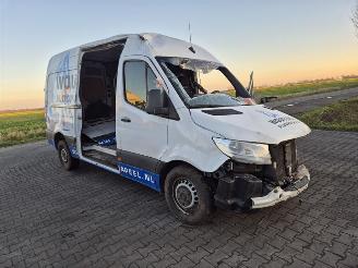 Mercedes Sprinter 519 CDi picture 4
