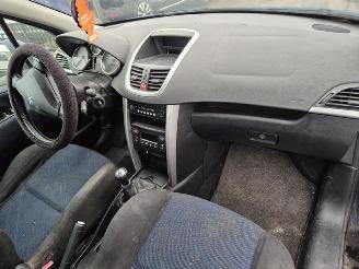 Peugeot 207 1.6 16V picture 7