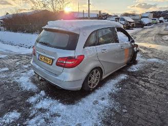 Vrakbiler auto Mercedes C-klasse 180 2014/5