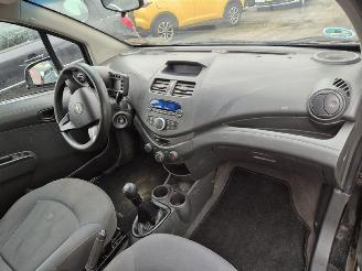 Chevrolet Spark 1.0 picture 5