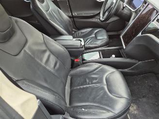 Tesla Model S 85 picture 6