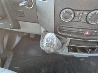 Volkswagen Crafter 2.5 TDi picture 9