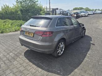 krockskadad bil auto Audi A3 Sportback 1.6 TDi 2013/7