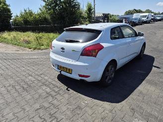Vrakbiler auto Kia Pro cee d 1.4 2010/2