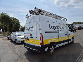 Uttjänta bilar bedrijf Renault Master 2.3 dCi 2017/7