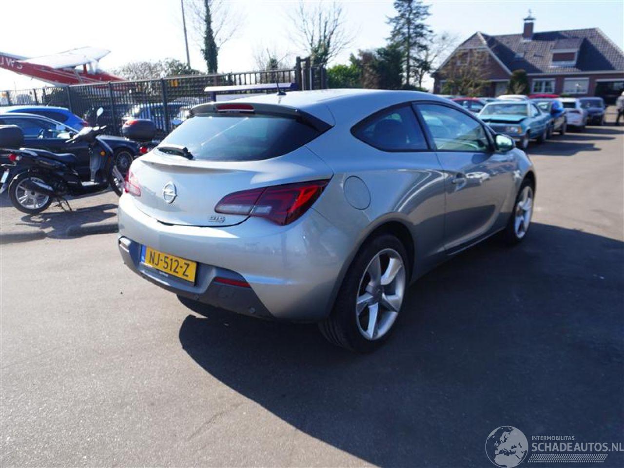 Opel Astra GTC 1.4 Turbo