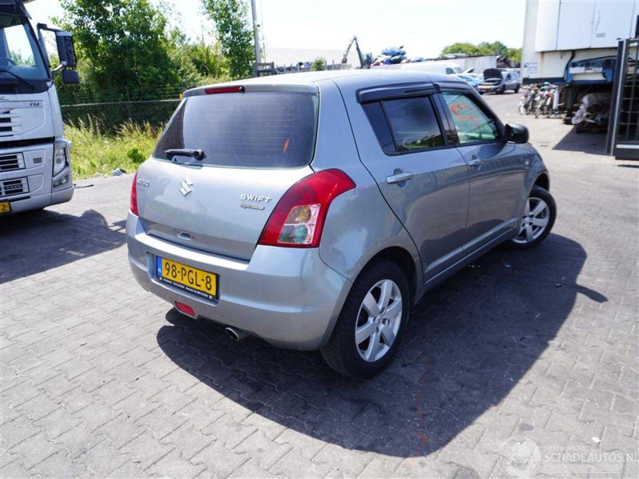 Suzuki Swift 1.3