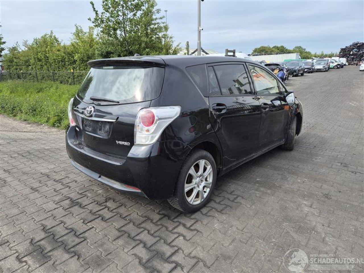 Toyota Verso 2.2 D cat