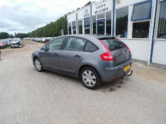 Citroën C4 1.6 VTi Anniversaire picture 3