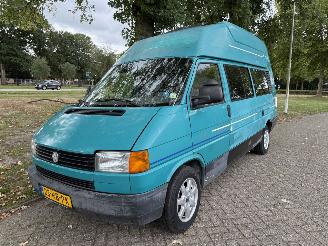 Vaurioauto  passenger cars Volkswagen Transporter  1994/1