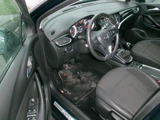 Opel Astra 1.4 Break - Innovation CNG picture 11