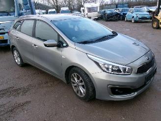 Kia Ceed 1.4 CRDI Break Comfort picture 3