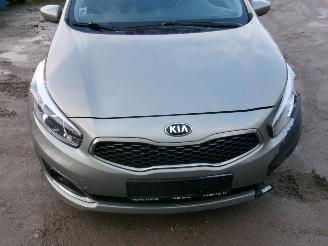 Kia Ceed 1.4 CRDI Break Comfort picture 10