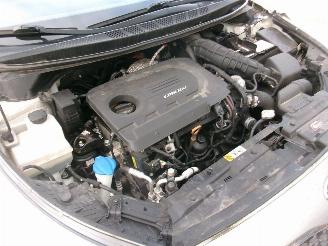 Kia Ceed 1.4 CRDI Break Comfort picture 24