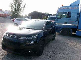 uszkodzony samochody osobowe Citroën C3 1.2 Highlight 2019/2