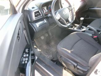 Ssang yong Tivoli 1.5 GDI Comfort picture 20