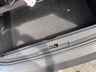 Renault Captur 0.9 TCe Dynamique 4-TRT-73 Vaste prijs picture 25