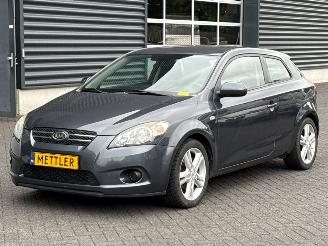 Uttjänta bilar auto Kia Cee d 1.4 CVVT 16V Hatchback 2Dr Benzine 1.396cc 66kW (90pk) FWD 2010/4