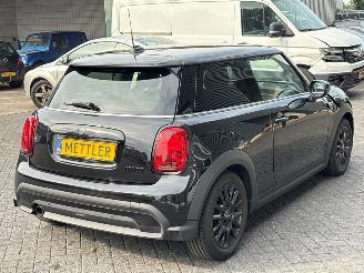 Mini Cooper 1.5 12V Cooper Hatchback 2Dr Benzine 1.499cc 100kW (136pk) FWD picture 5