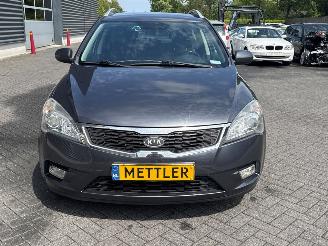 Kia Cee d 1.4 16V Combi/o picture 8