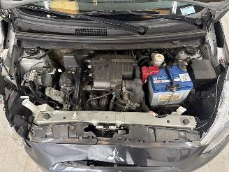 Mitsubishi Space-star 1.0 12V Hatchback  Benzine 999cc 52kW (71pk) FWD picture 19